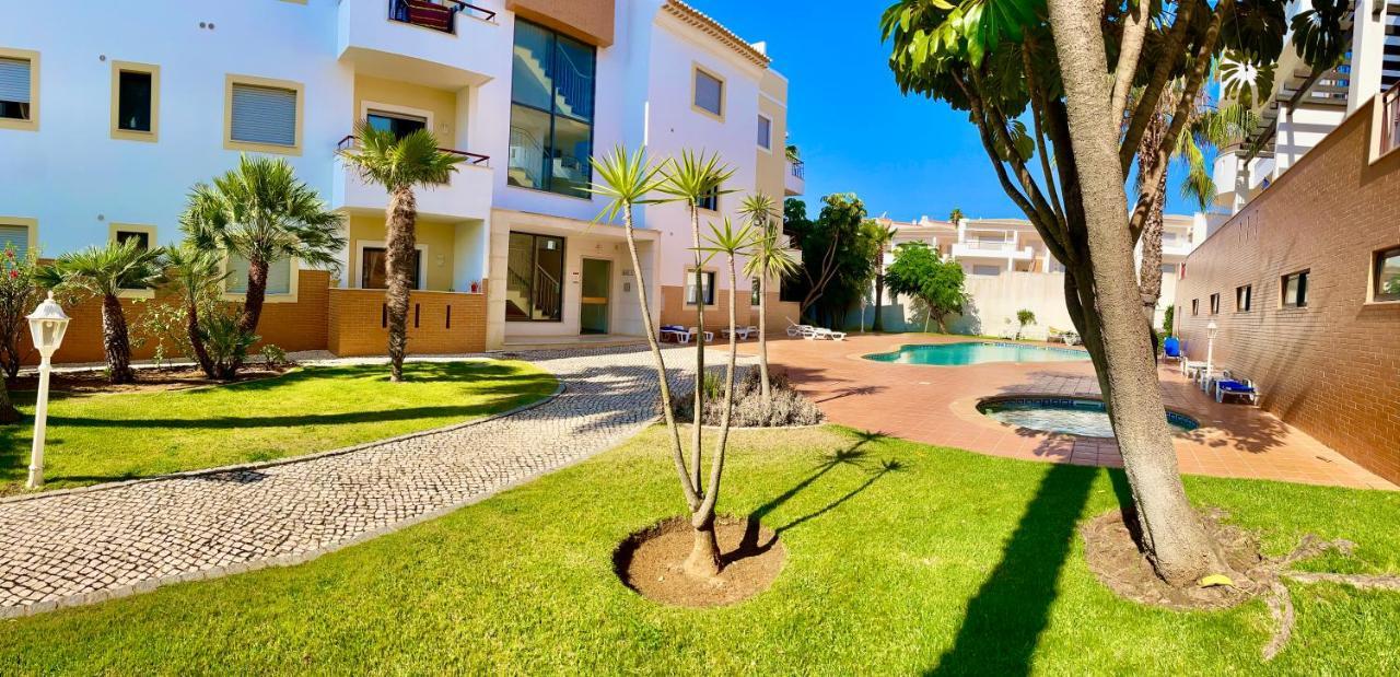 H&H - Rare Chic & Cosy Apartment With Wonderful Sea Views, Near To Meia Praia Beach And Lagos Center Exterior foto